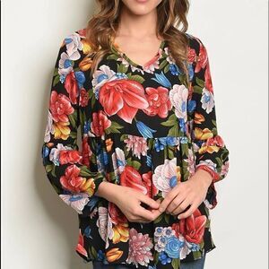 3/$25 Cherish Bell Sleeve Tie Back Floral Blouse .Size M